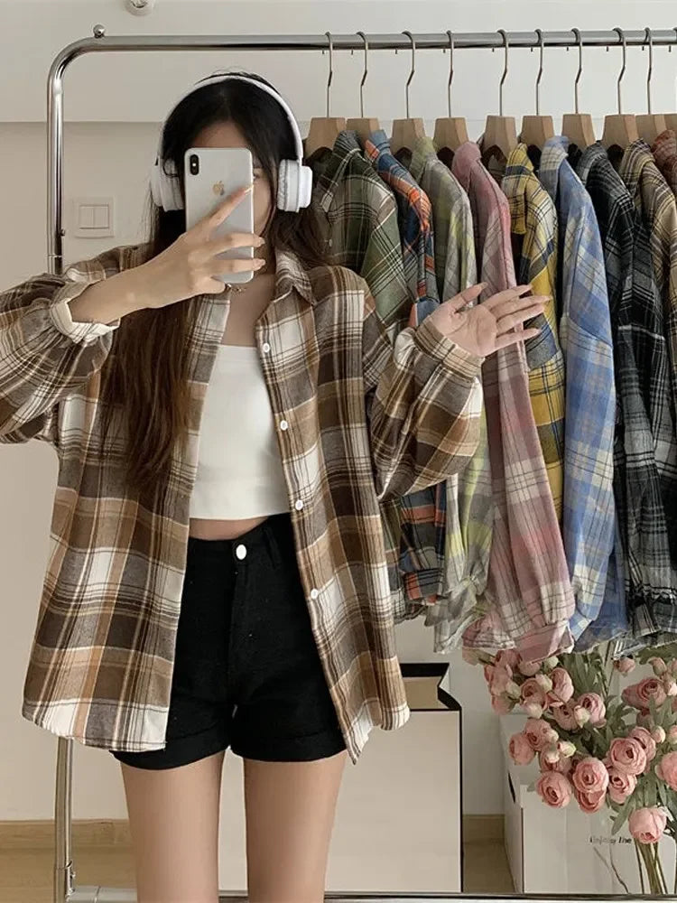 Plaid Skjortebluse Dame i Løs Pasform – Langærmet Vintage Bluse i Blå, Hvid, Grøn, Brun, Gul, Orange 1