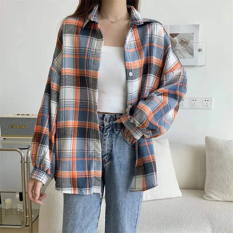 Plaid Skjortebluse Dame i Løs Pasform – Langærmet Vintage Bluse i Blå, Hvid, Grøn, Brun, Gul, Orange 13