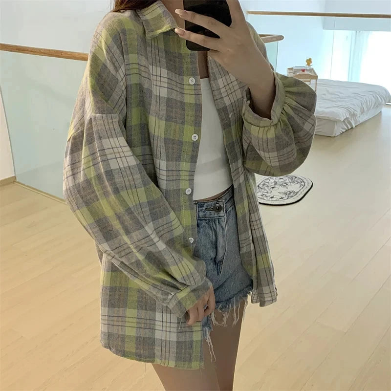 Plaid Skjortebluse Dame i Løs Pasform – Langærmet Vintage Bluse i Blå, Hvid, Grøn, Brun, Gul, Orange 19