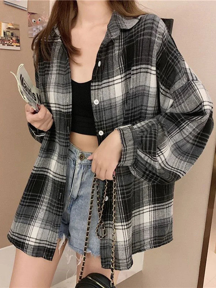 Plaid Skjortebluse Dame i Løs Pasform – Langærmet Vintage Bluse i Blå, Hvid, Grøn, Brun, Gul, Orange 3