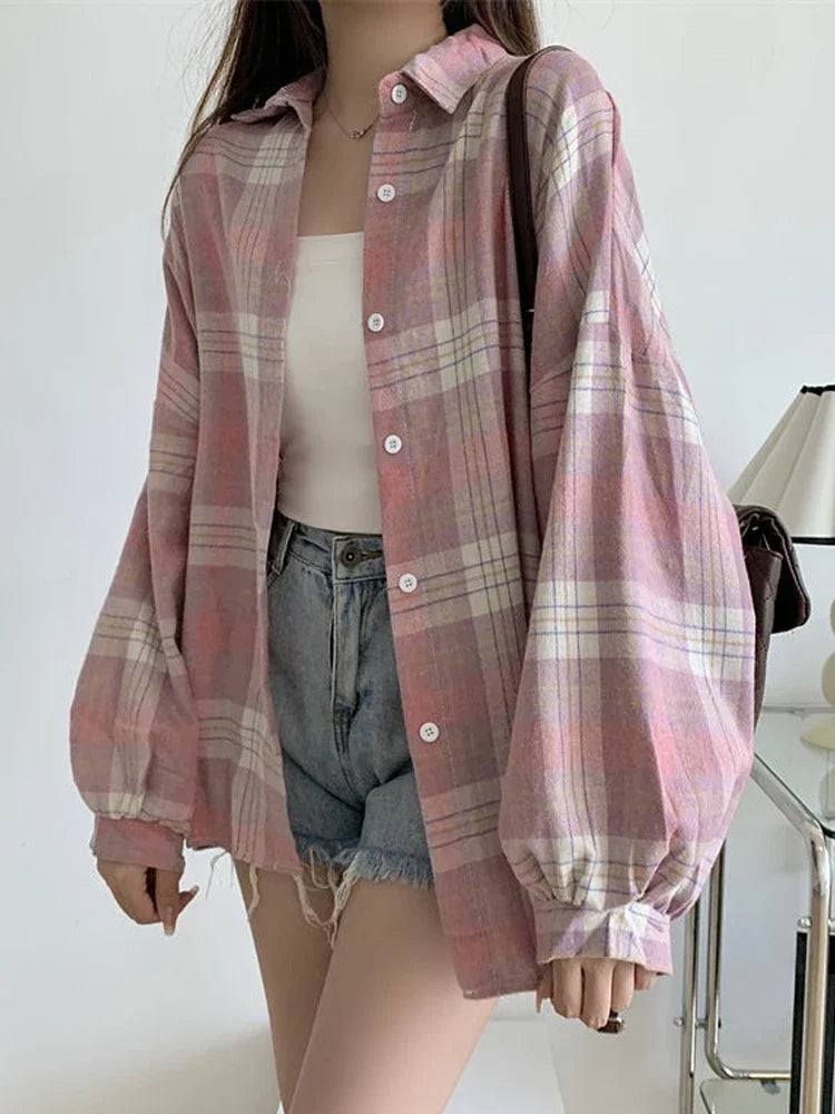 Plaid Skjortebluse Dame i Løs Pasform – Langærmet Vintage Bluse i Blå, Hvid, Grøn, Brun, Gul, Orange 4