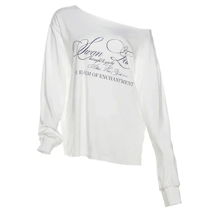 Oversized Hvid T-Shirt til Kvinder med Brede Skuldre og Grafisk Print – Blød og Åndbar Sommermode 0