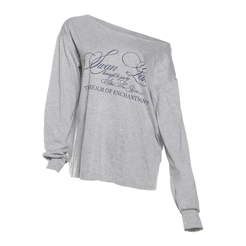 Oversized Hvid T-Shirt til Kvinder med Brede Skuldre og Grafisk Print – Blød og Åndbar Sommermode 6