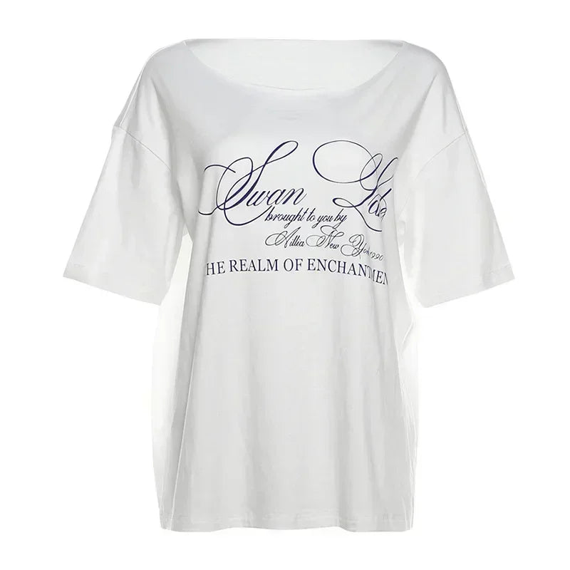Oversized Hvid T-Shirt til Kvinder med Brede Skuldre og Grafisk Print – Blød og Åndbar Sommermode 7