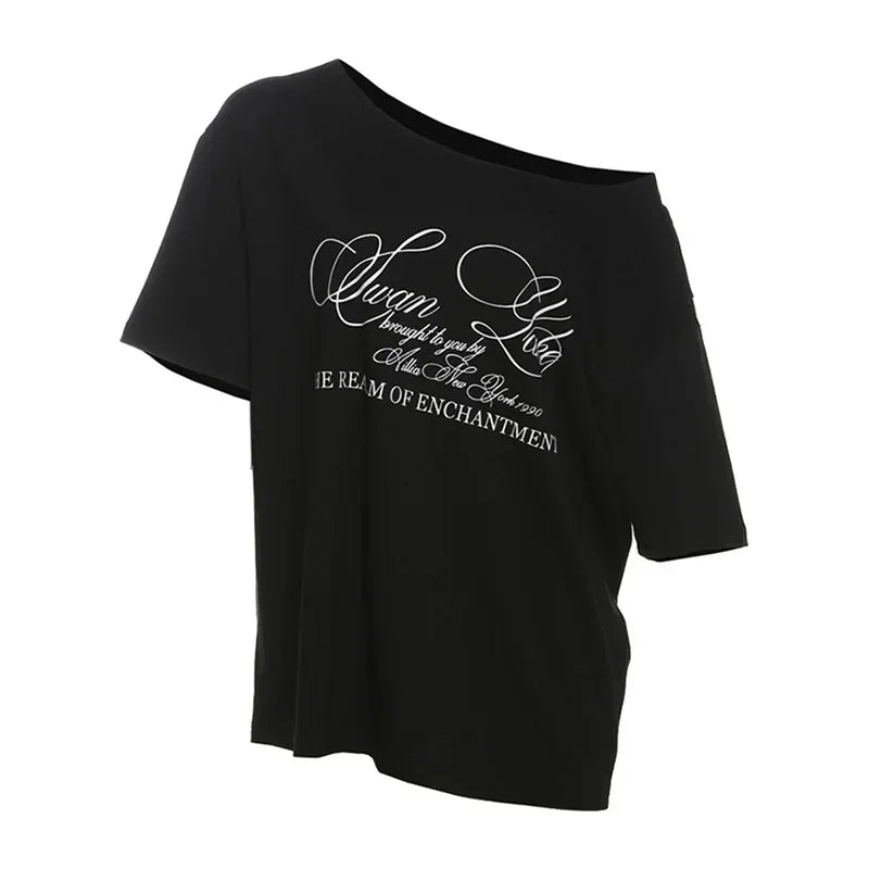 Oversized Hvid T-Shirt til Kvinder med Brede Skuldre og Grafisk Print – Blød og Åndbar Sommermode 8