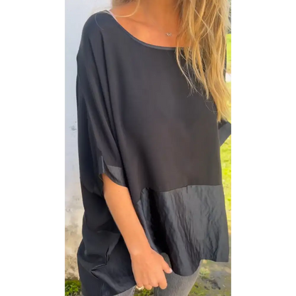 Emma Kvindelig Bluse Med Rund Hals
