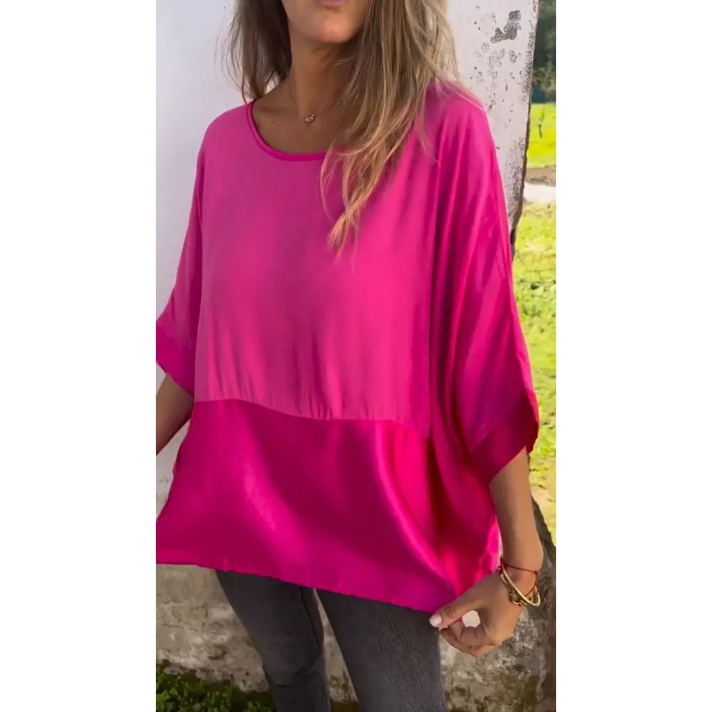 Emma Kvindelig Bluse Med Rund Hals